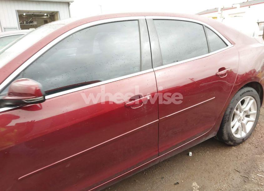 Photo 14 of 2015 Chevrolet Malibu 1LT (VIN 1G11C5SL1FF323424)