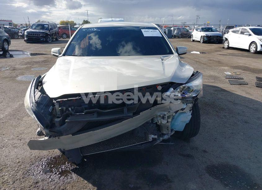 Photo 13 of 2015 Chevrolet Malibu 1LT (VIN 1G11C5SL1FF344922)