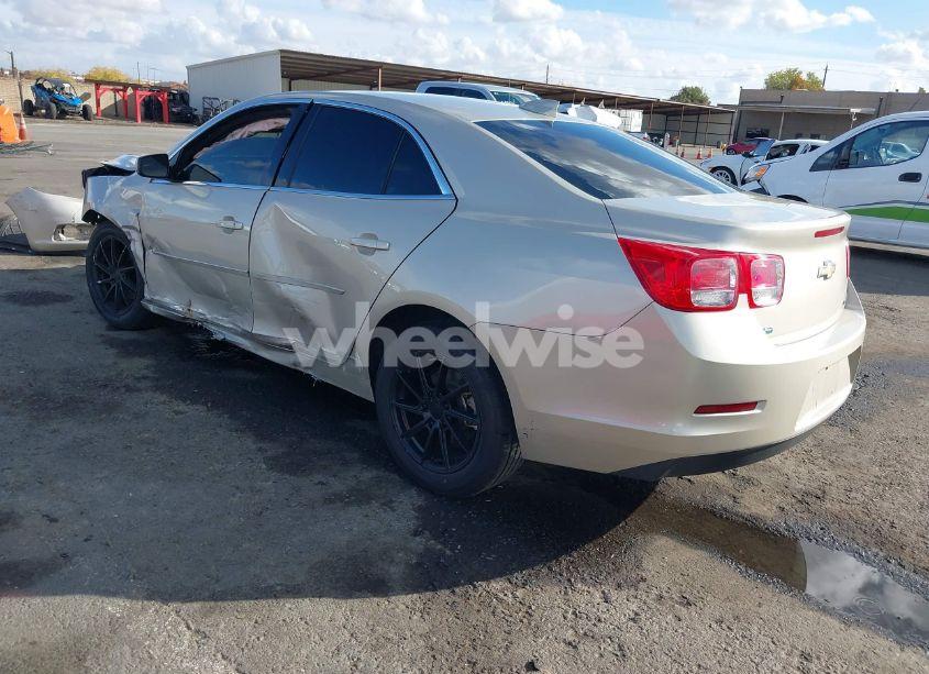 Photo 3 of 2015 Chevrolet Malibu 1LT (VIN 1G11C5SL1FF344922)