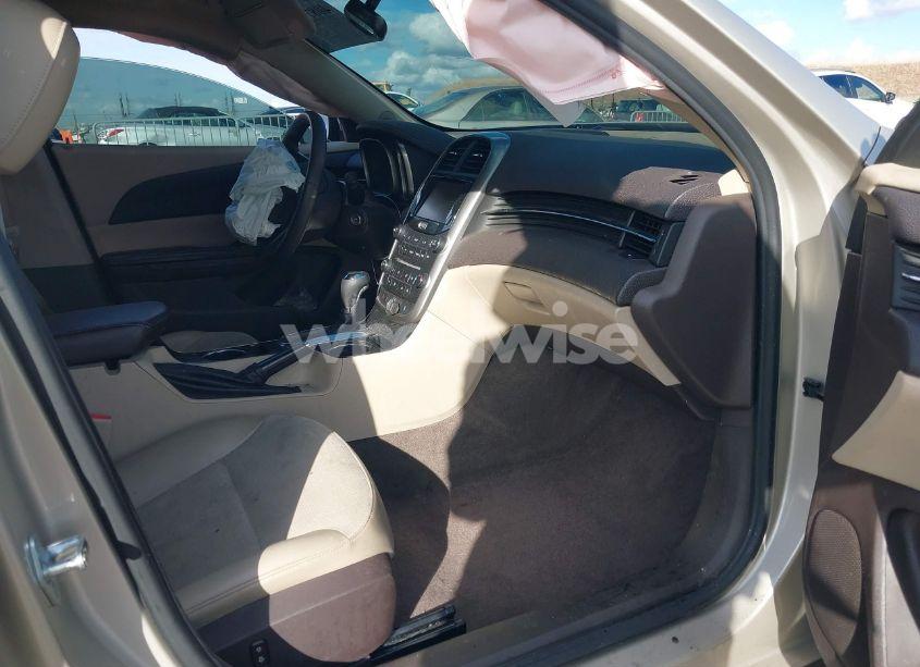 Photo 5 of 2015 Chevrolet Malibu 1LT (VIN 1G11C5SL1FF344922)