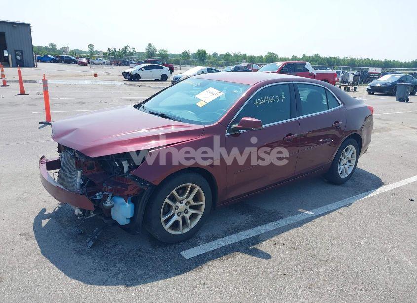 Photo 2 of 2015 Chevrolet Malibu 1LT (VIN 1G11C5SL1FF346623)
