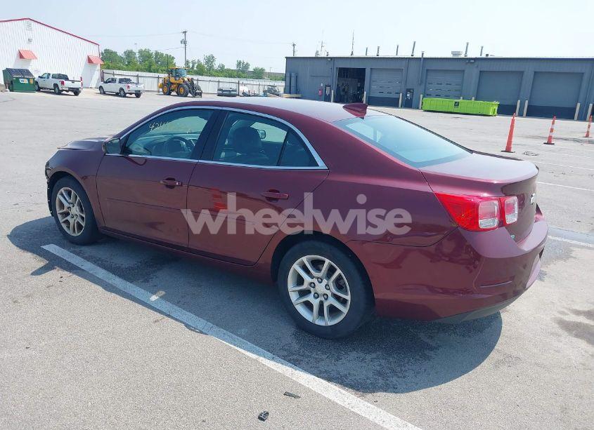 Photo 3 of 2015 Chevrolet Malibu 1LT (VIN 1G11C5SL1FF346623)