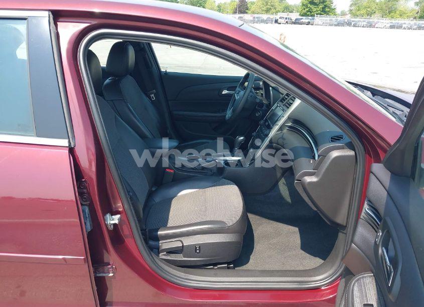 Photo 5 of 2015 Chevrolet Malibu 1LT (VIN 1G11C5SL1FF346623)