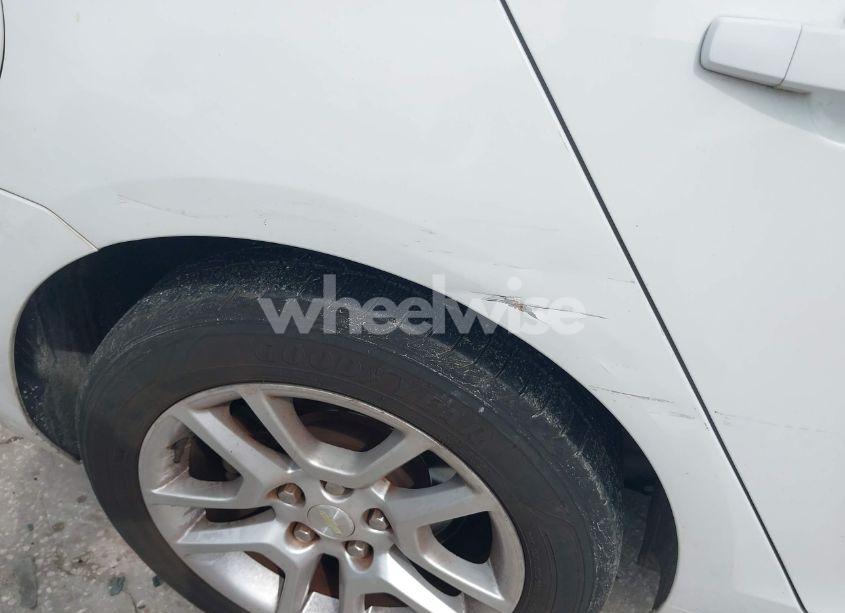 Photo 6 of 2015 Chevrolet Malibu 1LT (VIN 1G11C5SL1FF352499)