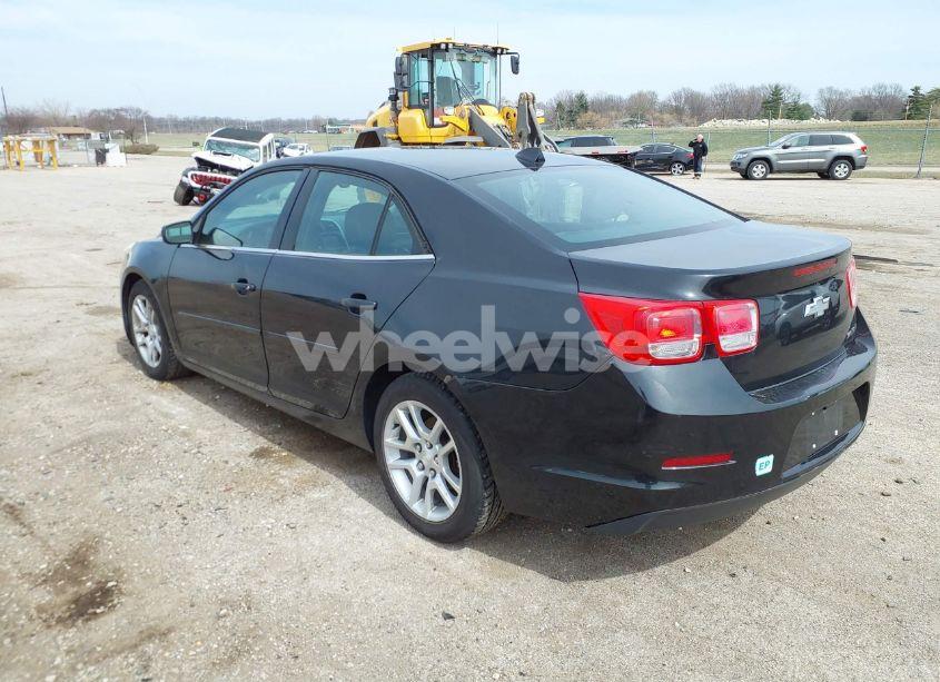 Photo 3 of 2014 Chevrolet Malibu 1LT (VIN 1G11C5SL2EF108245)