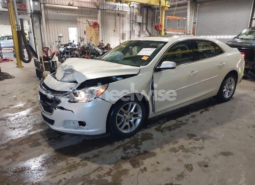 Photo 2 of 2014 Chevrolet Malibu 1LT (VIN 1G11C5SL2EF113736)