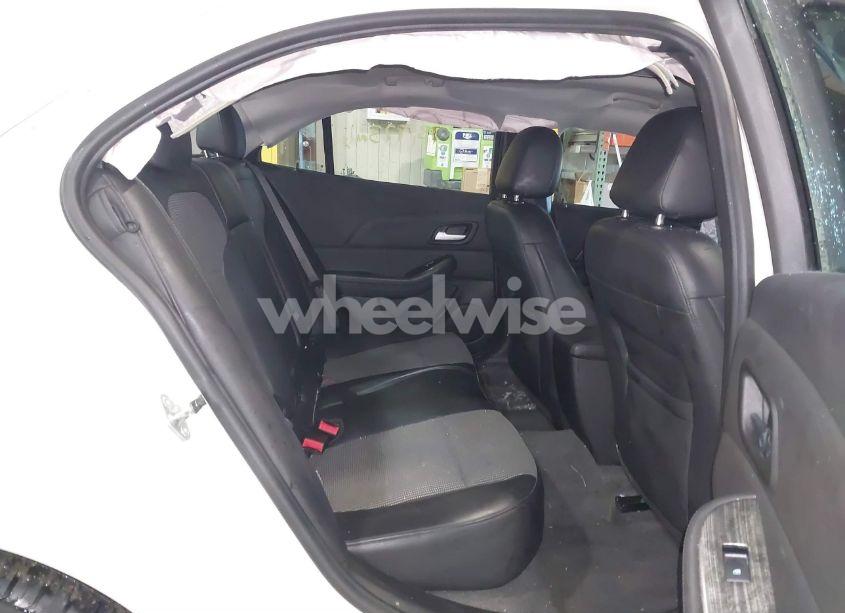 Photo 8 of 2014 Chevrolet Malibu 1LT (VIN 1G11C5SL2EF113736)