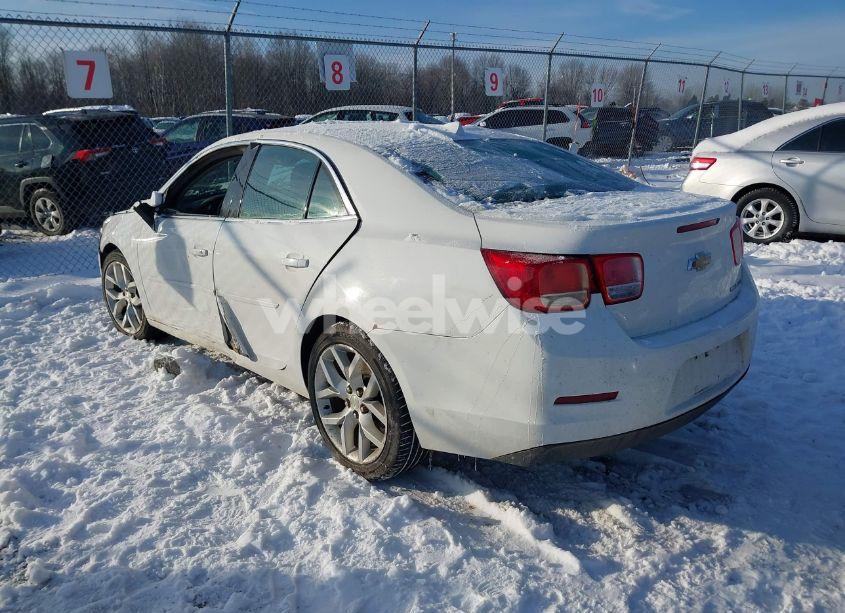 Photo 3 of 2014 Chevrolet Malibu 1LT (VIN 1G11C5SL2EF118709)
