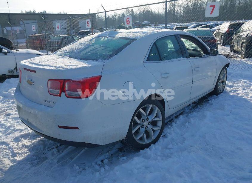 Photo 4 of 2014 Chevrolet Malibu 1LT (VIN 1G11C5SL2EF118709)