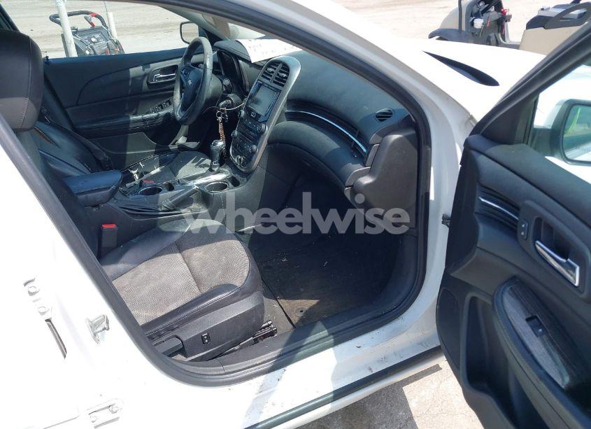 Photo 5 of 2014 Chevrolet Malibu 1LT (VIN 1G11C5SL2EF220706)