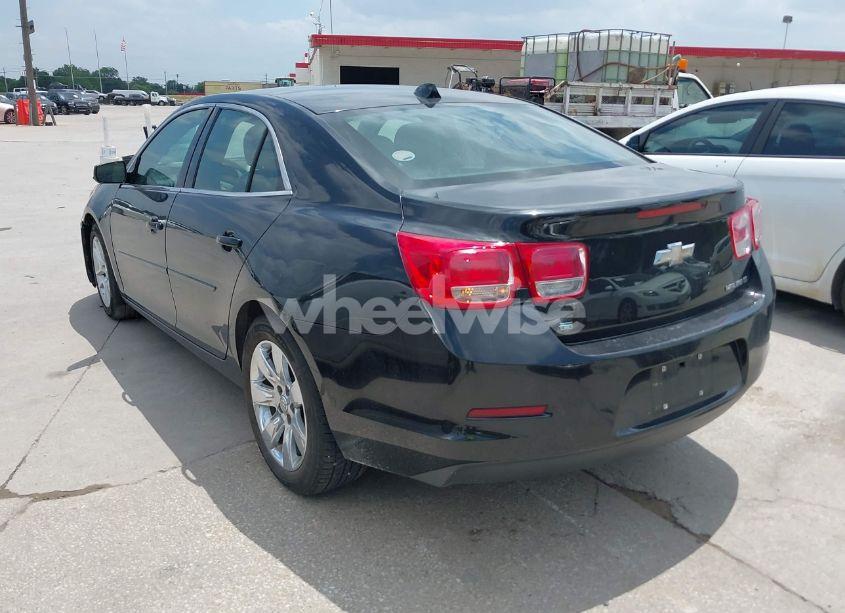 Photo 3 of 2014 Chevrolet Malibu 1LT (VIN 1G11C5SL2EF224514)