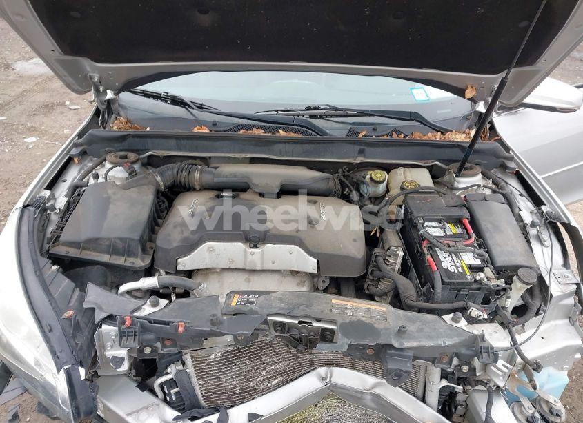 Photo 10 of 2014 Chevrolet Malibu 1LT (VIN 1G11C5SL2EF239997)