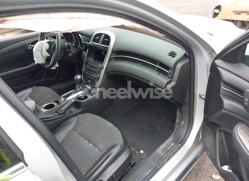 Photo 5 of 2014 Chevrolet Malibu 1LT (VIN 1G11C5SL2EF239997)