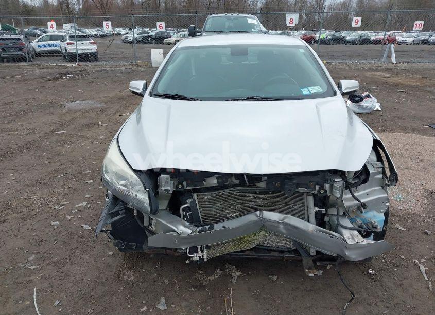 Photo 6 of 2014 Chevrolet Malibu 1LT (VIN 1G11C5SL2EF239997)