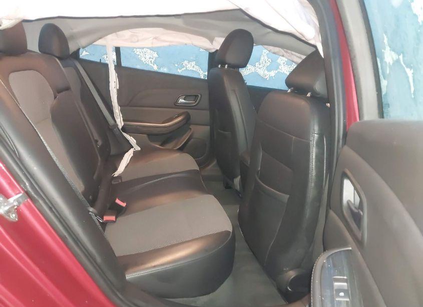 Photo 8 of 2014 Chevrolet Malibu 1LT (VIN 1G11C5SL2EF276662)