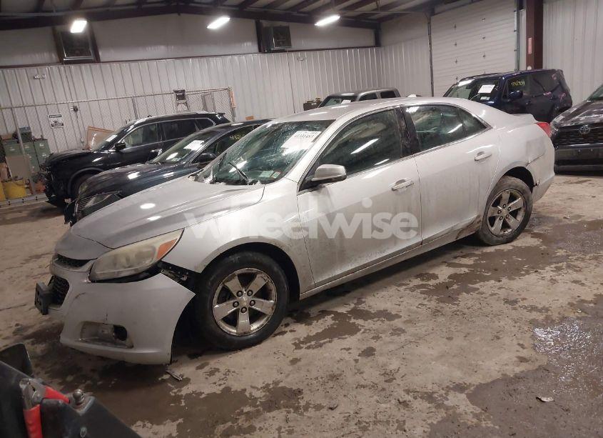 Photo 2 of 2014 Chevrolet Malibu 1LT (VIN 1G11C5SL2EF300765)