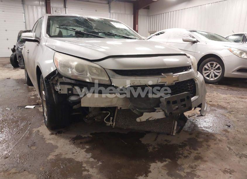 Photo 6 of 2014 Chevrolet Malibu 1LT (VIN 1G11C5SL2EF300765)