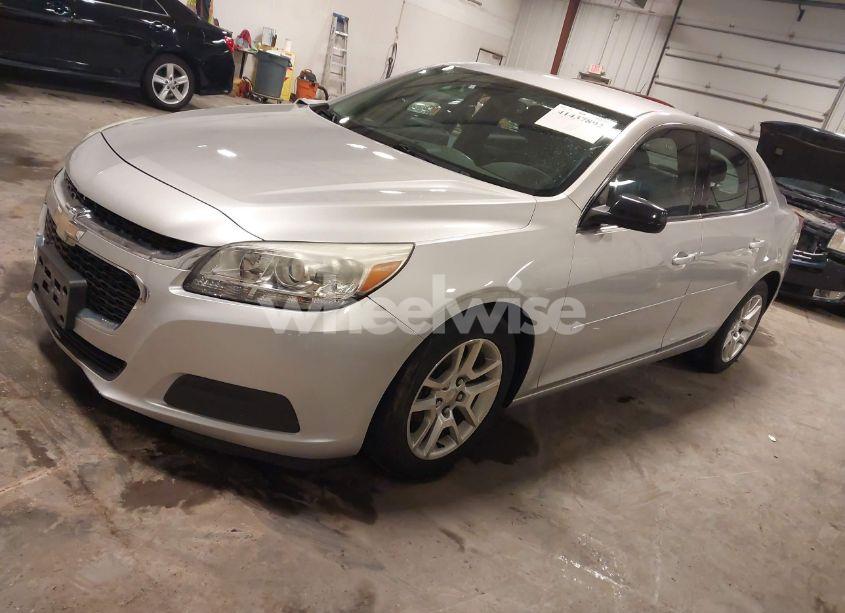Photo 2 of 2014 Chevrolet Malibu 1LT (VIN 1G11C5SL2EF301222)