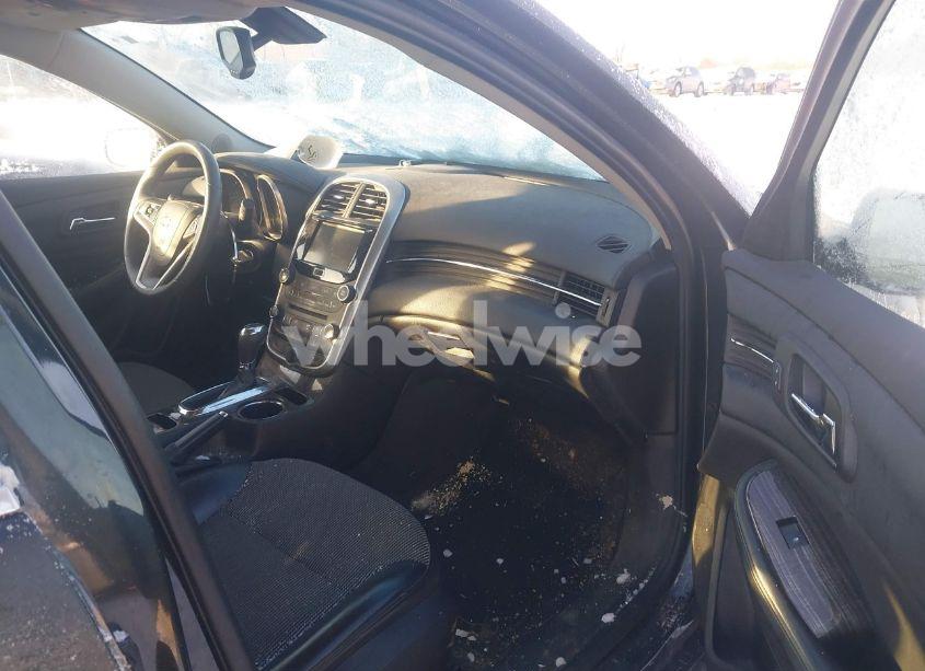 Photo 5 of 2015 Chevrolet Malibu (VIN 1G11C5SL2FF106075)