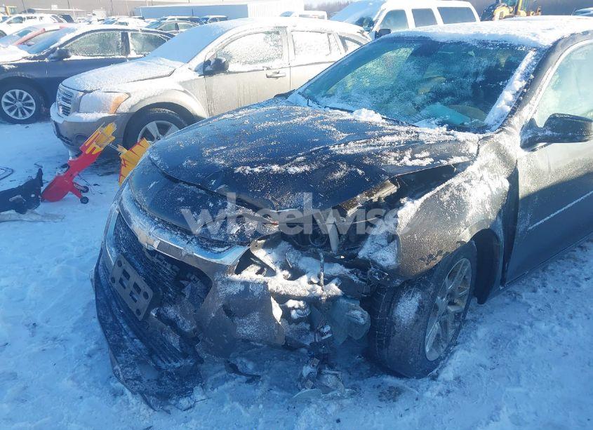 Photo 6 of 2015 Chevrolet Malibu (VIN 1G11C5SL2FF106075)