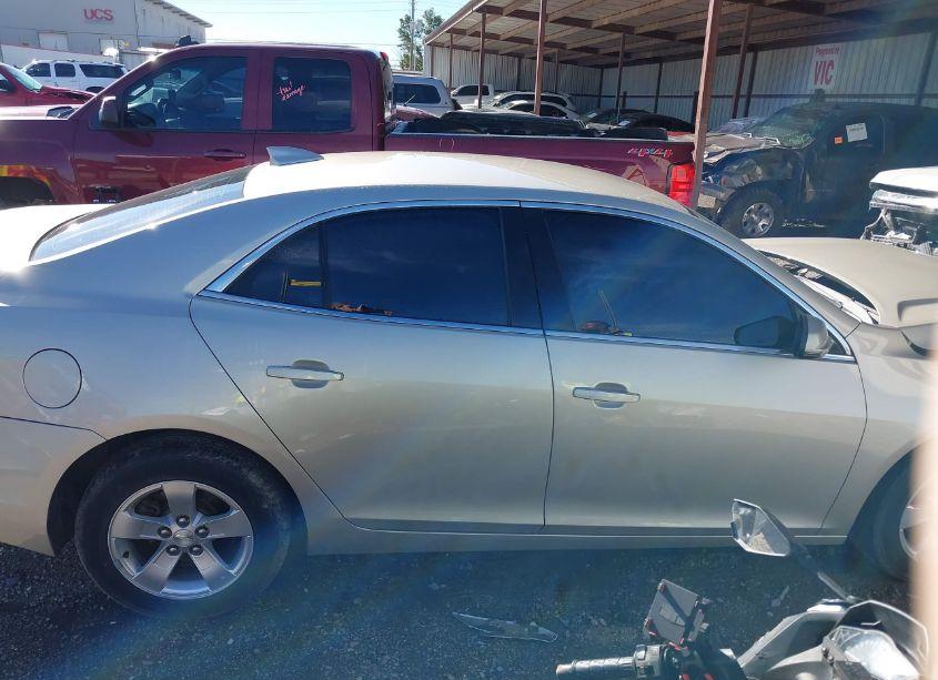 Photo 13 of 2015 Chevrolet Malibu 1LT (VIN 1G11C5SL2FF107081)