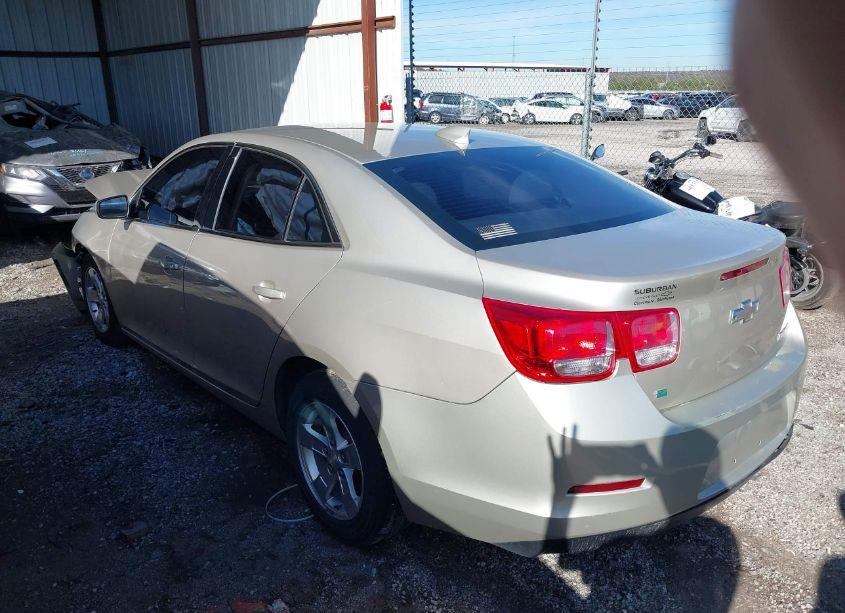 Photo 3 of 2015 Chevrolet Malibu 1LT (VIN 1G11C5SL2FF107081)