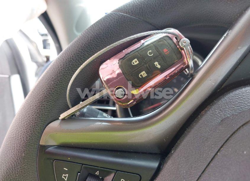 Photo 11 of 2015 Chevrolet Malibu 1LT (VIN 1G11C5SL2FF128562)