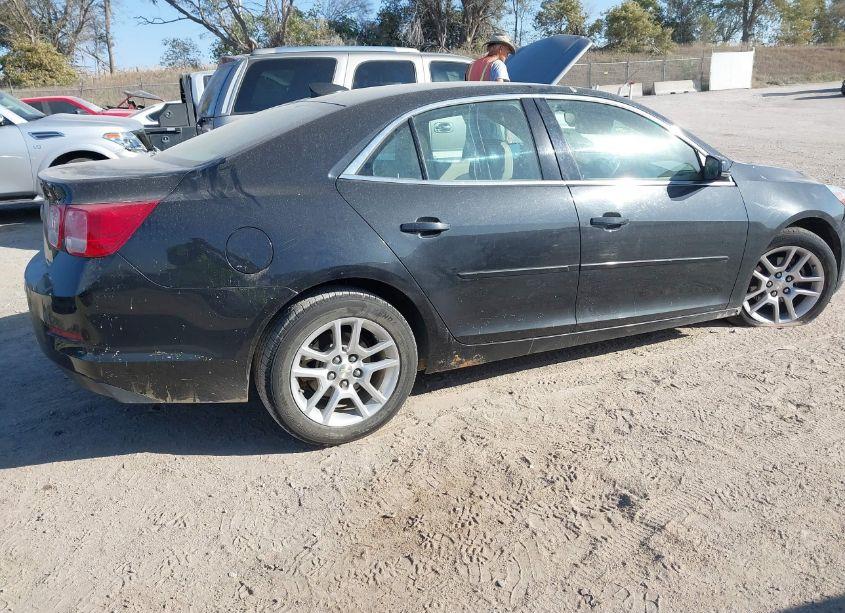 Photo 14 of 2015 Chevrolet Malibu 1LT (VIN 1G11C5SL2FF134989)