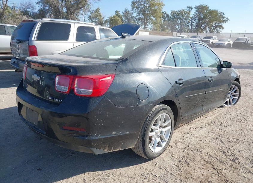 Photo 4 of 2015 Chevrolet Malibu 1LT (VIN 1G11C5SL2FF134989)