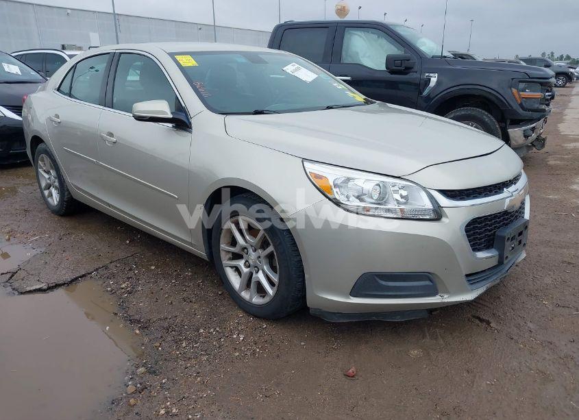 2015 Chevrolet Malibu 1LT (VIN 1G11C5SL2FF186610) main photo