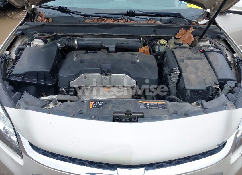 Photo 10 of 2015 Chevrolet Malibu 1LT (VIN 1G11C5SL2FF186610)