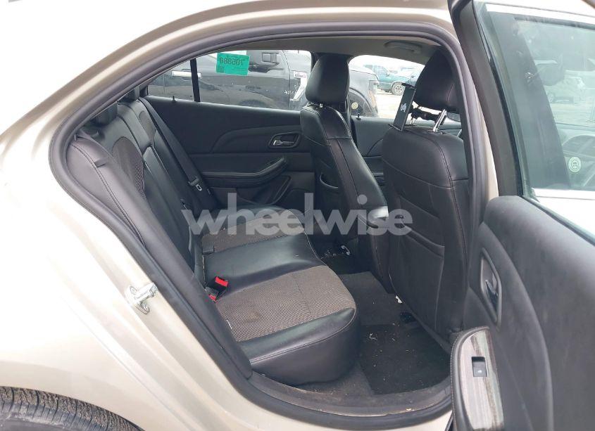 Photo 8 of 2015 Chevrolet Malibu 1LT (VIN 1G11C5SL2FF186610)