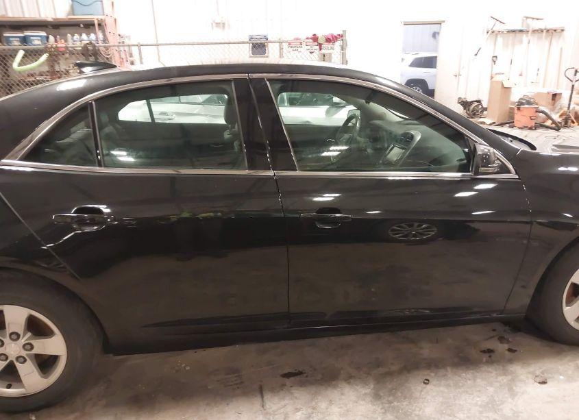 Photo 13 of 2015 Chevrolet Malibu 1LT (VIN 1G11C5SL2FF245803)