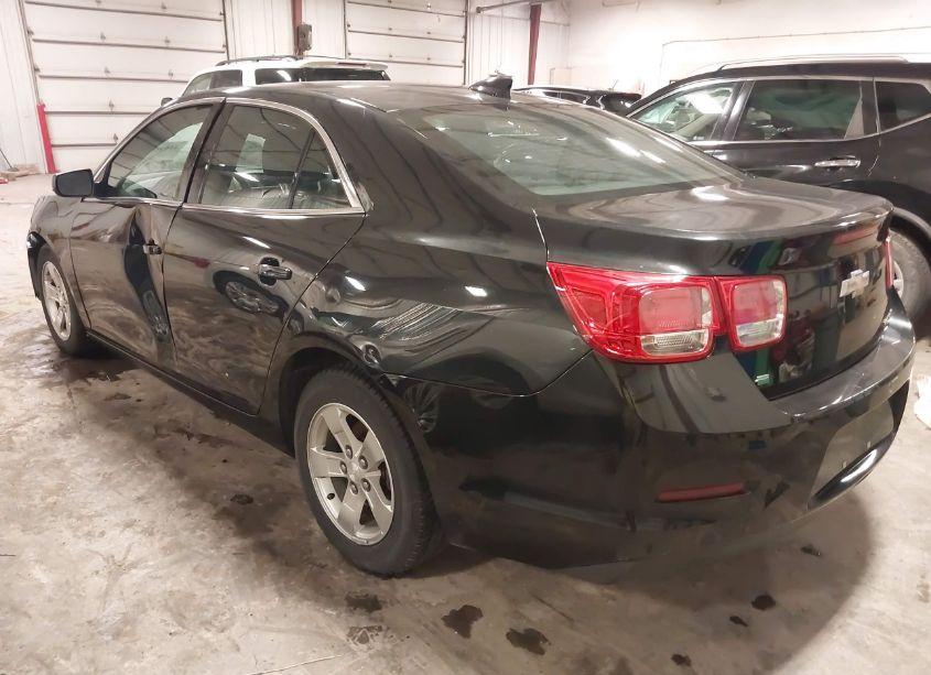 Photo 3 of 2015 Chevrolet Malibu 1LT (VIN 1G11C5SL2FF245803)