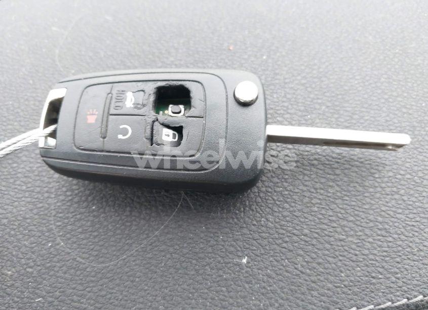 Photo 11 of 2015 Chevrolet Malibu 1LT (VIN 1G11C5SL2FF271883)