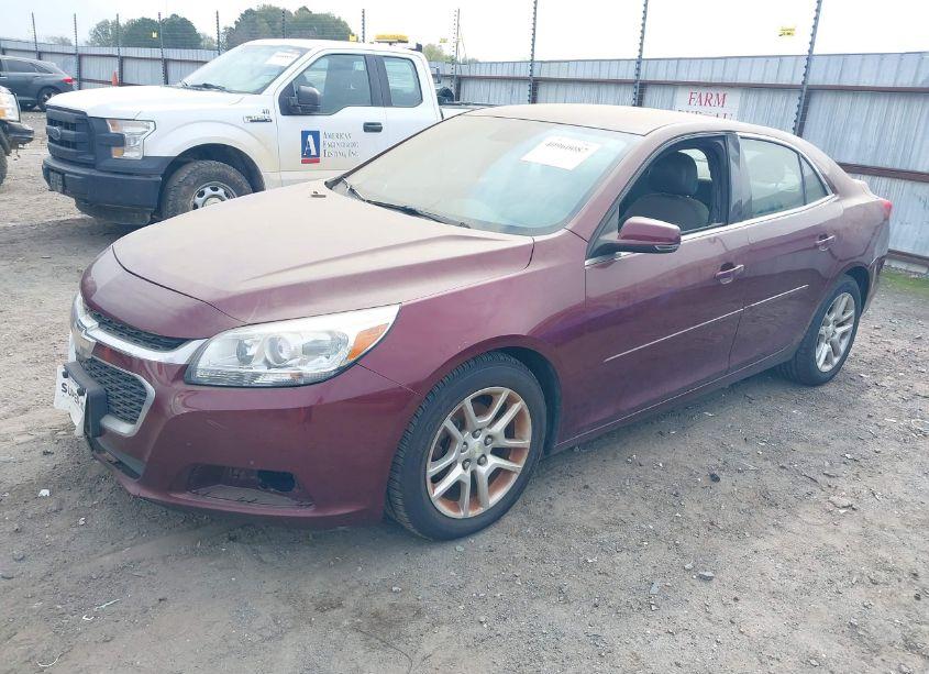 Photo 2 of 2015 Chevrolet Malibu 1LT (VIN 1G11C5SL2FF311153)