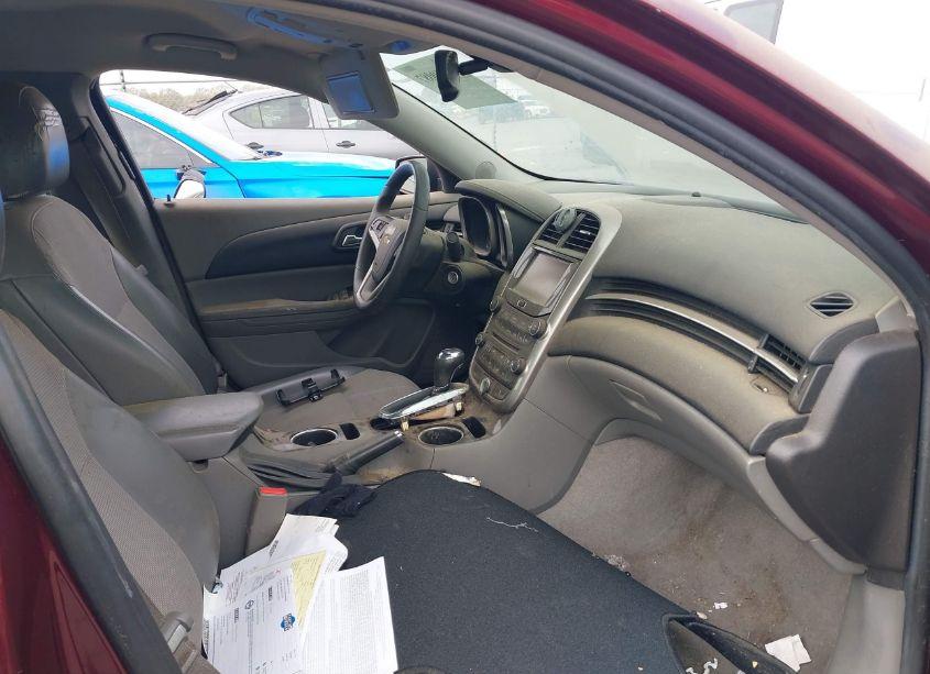 Photo 5 of 2015 Chevrolet Malibu 1LT (VIN 1G11C5SL2FF311153)
