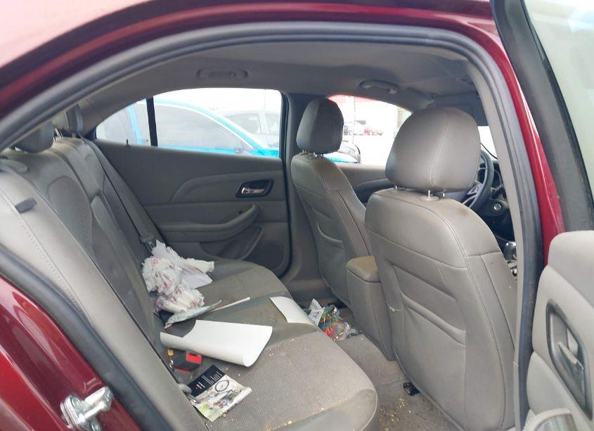 Photo 8 of 2015 Chevrolet Malibu 1LT (VIN 1G11C5SL2FF311153)