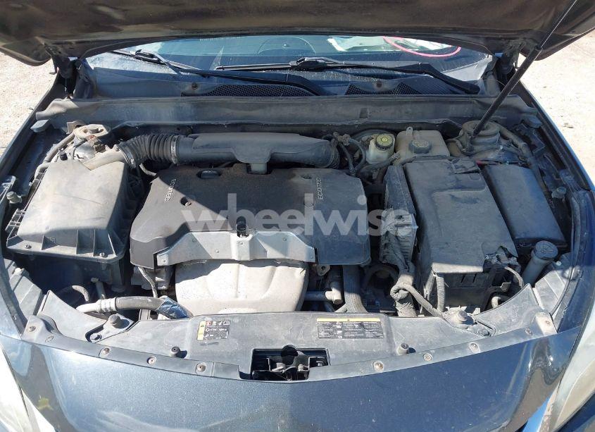 Photo 10 of 2015 Chevrolet Malibu 1LT (VIN 1G11C5SL2FF311329)