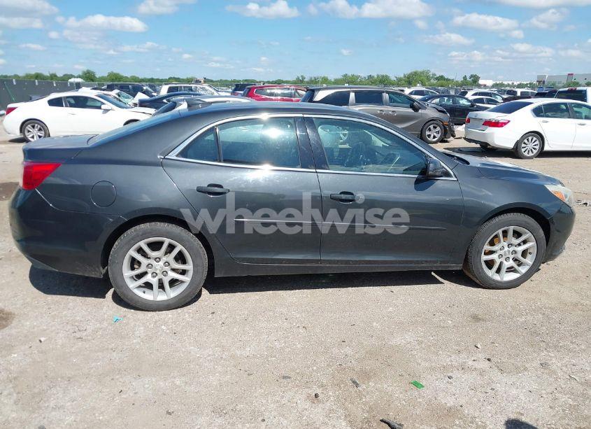 Photo 13 of 2015 Chevrolet Malibu 1LT (VIN 1G11C5SL2FF311329)