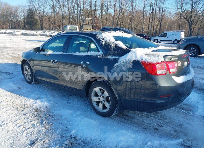 Photo 3 of 2015 Chevrolet Malibu 1LT (VIN 1G11C5SL2FF340796)