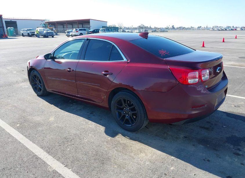 Photo 3 of 2015 Chevrolet Malibu 1LT (VIN 1G11C5SL2FF343455)