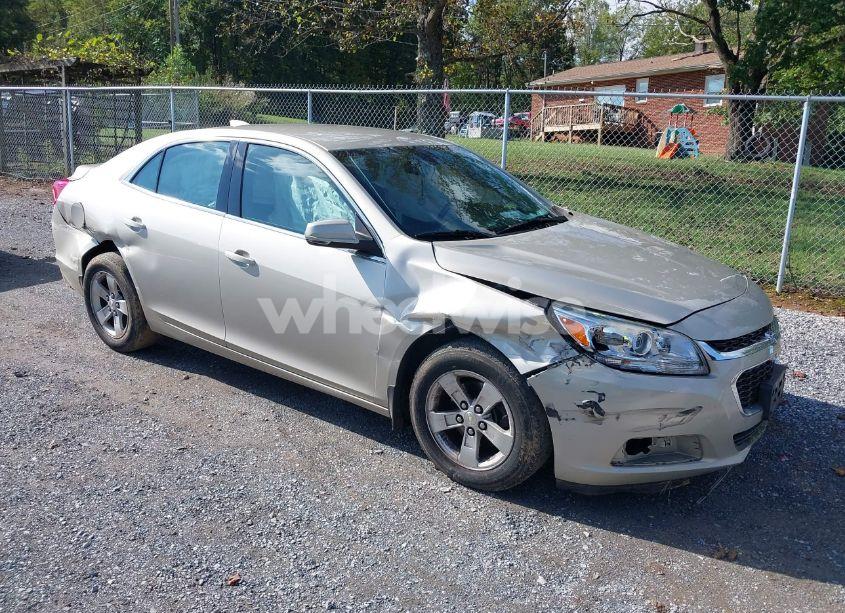 2015 Chevrolet Malibu 1LT (VIN 1G11C5SL2FF353810) main photo