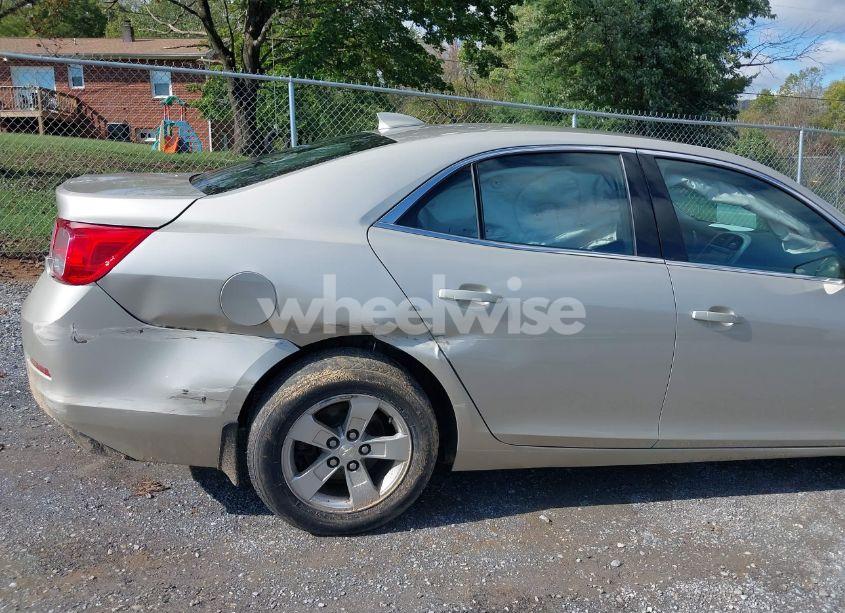 Photo 19 of 2015 Chevrolet Malibu 1LT (VIN 1G11C5SL2FF353810)