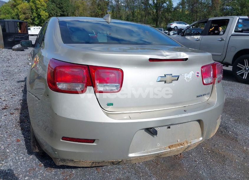 Photo 20 of 2015 Chevrolet Malibu 1LT (VIN 1G11C5SL2FF353810)