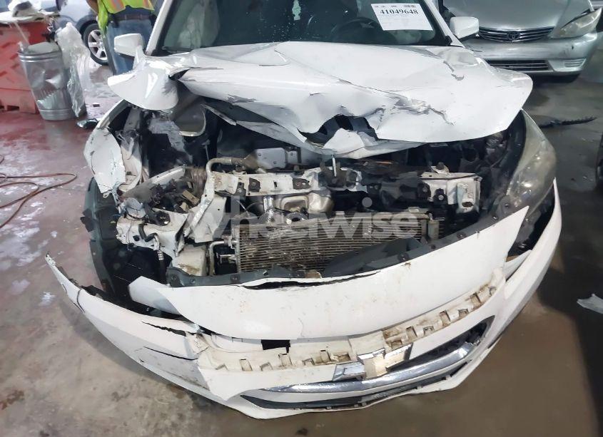 Photo 6 of 2014 Chevrolet Malibu 1LT (VIN 1G11C5SL3EF123644)