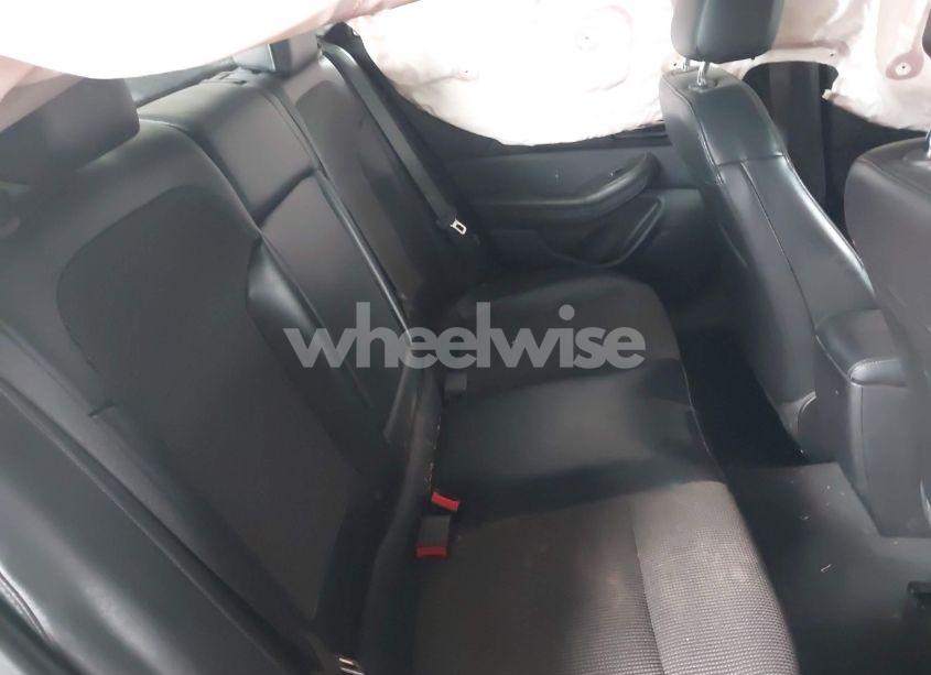 Photo 8 of 2014 Chevrolet Malibu 1LT (VIN 1G11C5SL3EF123644)