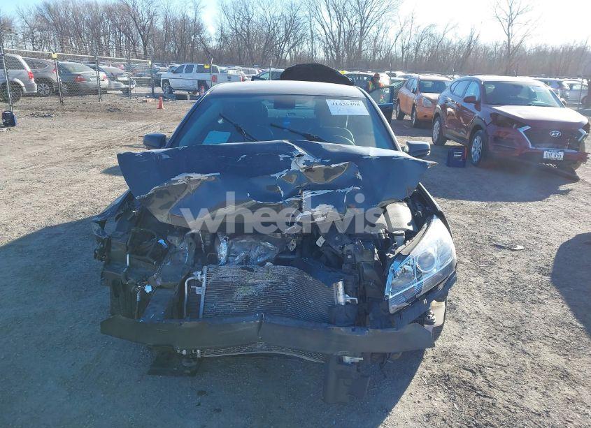 Photo 13 of 2014 Chevrolet Malibu 1LT (VIN 1G11C5SL3EF163500)
