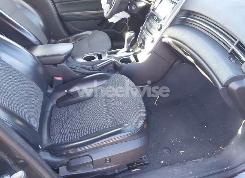 Photo 5 of 2014 Chevrolet Malibu 1LT (VIN 1G11C5SL3EF163500)