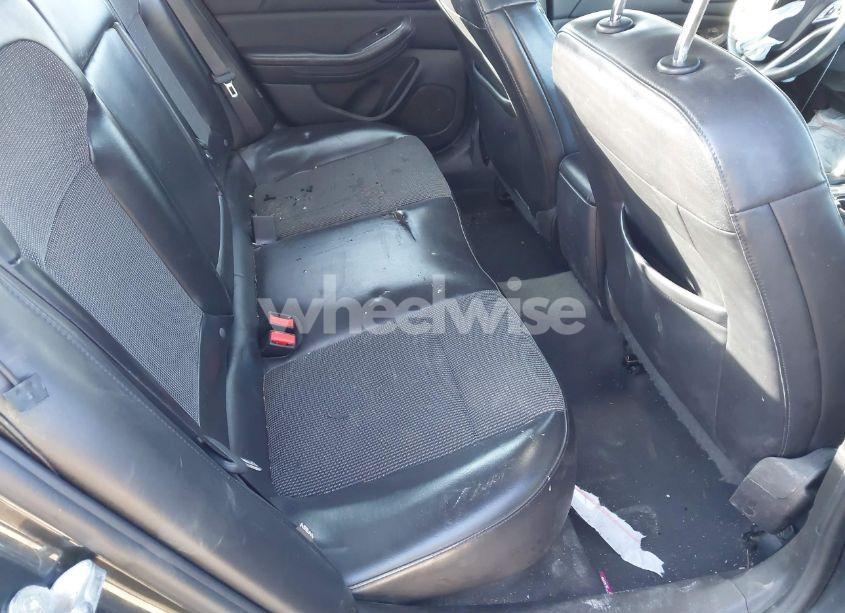 Photo 8 of 2014 Chevrolet Malibu 1LT (VIN 1G11C5SL3EF163500)